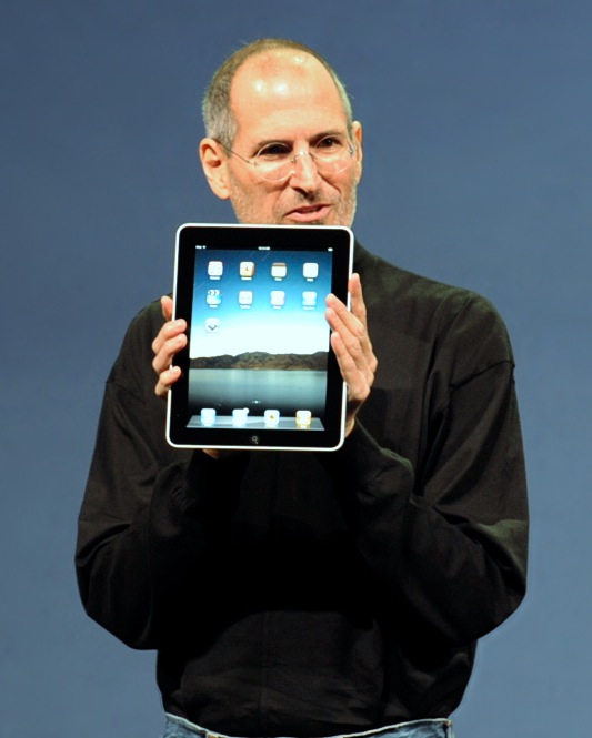 Steve Jobs presenta l'iPad nel 2010