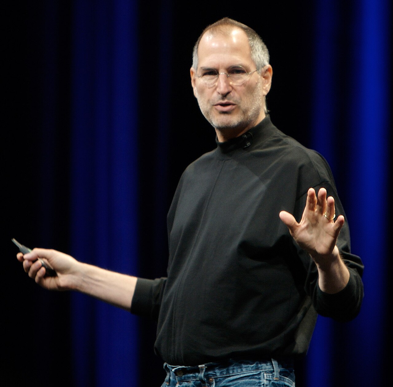 Steve Jobs sul palco della WWDC 2007